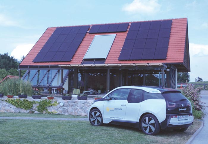 enertec Električni avtomobil in sončna elektrarna za samooskrbo