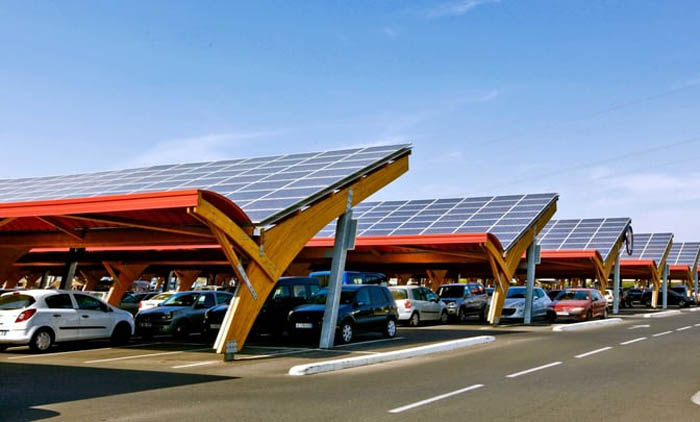 soncne elektrarne v 2024 solarno parkirisce