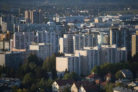 kako zamenjati upravnika