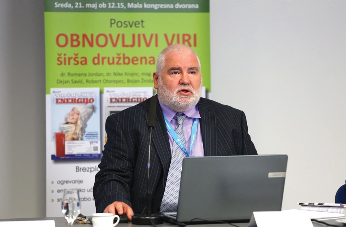Energetski svetovalec Matjaž Valenčič na strokovnem posvetu o obnovljivih virih energije