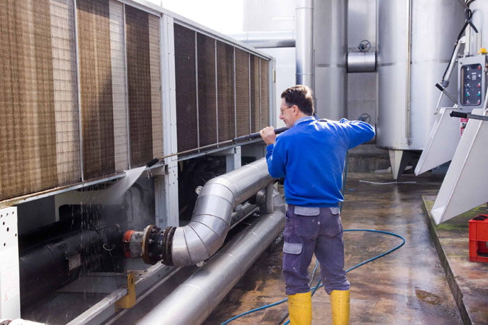 vzdrzevanje klimatske naprave v industriji