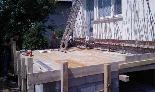 Prenova stare hise terasa