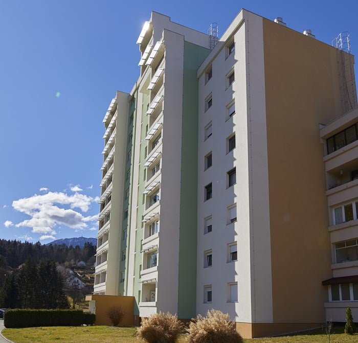Toplotna izolacija Multipor sanacija večstanovanjskega objekta