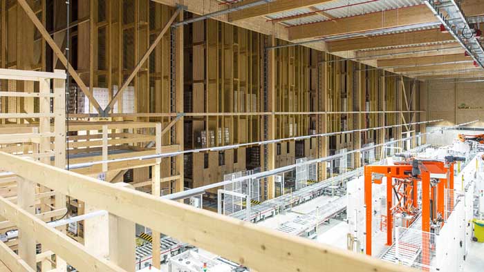 Gradnja z lesom skladisce