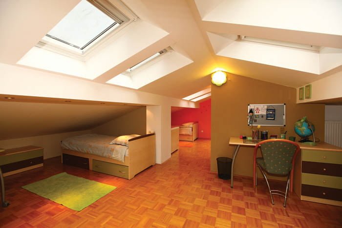 velux stresno okno mansarda