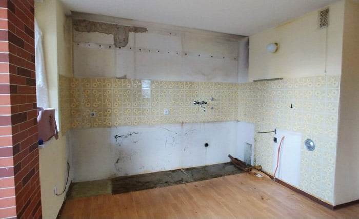 Prenova stare hise ali stanovanja pred obnovo