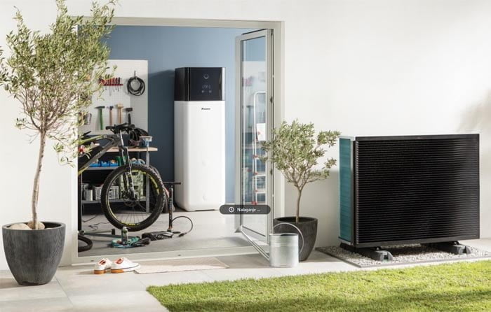 Daikin Altherma zunanja in notranja enota toplotne crpalke