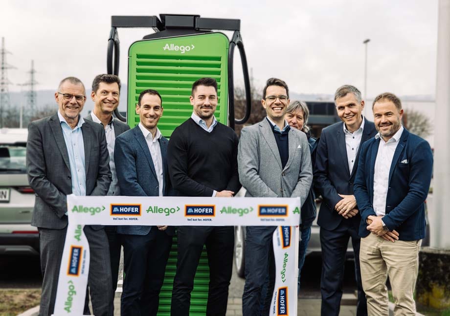 Otvoritev mreže hitrih polnilnic Enertec E-charge na lokaciji HOFER v sodelovanju z operaterjem Allego