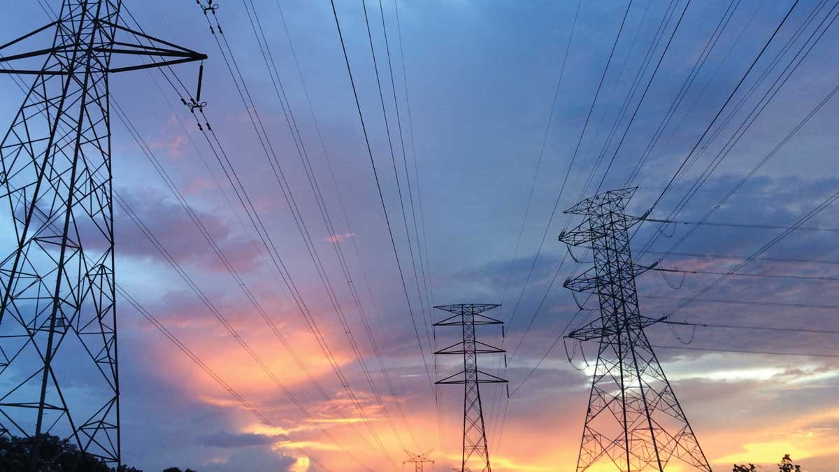 Elektroenergetsko omrežje z daljnovodi za prenos električne energije